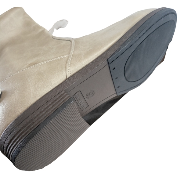 Journee Collection Lynn Riding Boots Knee High Stone -9 - Picture 3 of 3